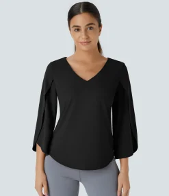 Work Tops<HALARA V Neck 3/4 Sleeve Curved Hem Work Top